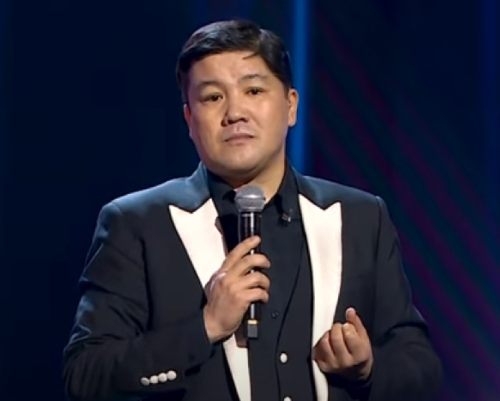 Жалаңаш Лариса Долина жалған