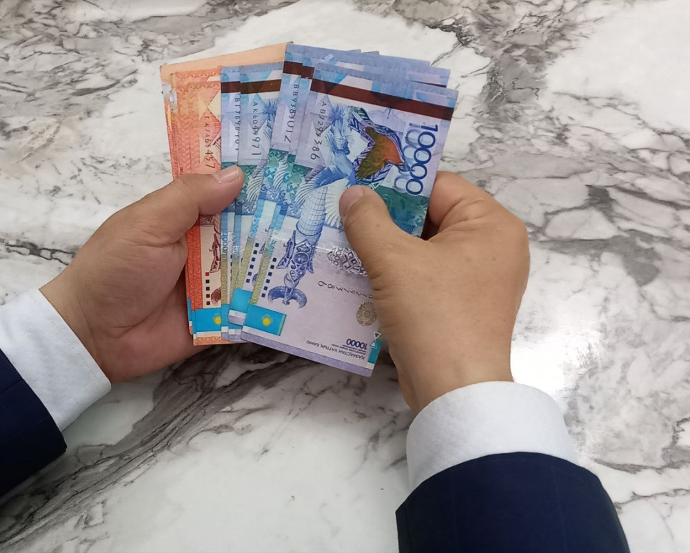 Үлкен әйелдер рок-порносын қараңыз